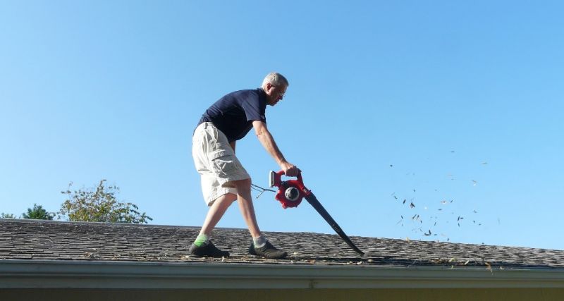 stihl-cape-town-blowing-gutters-min
