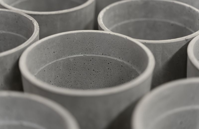 concrete-mixers-close-up-concrete-pots-min