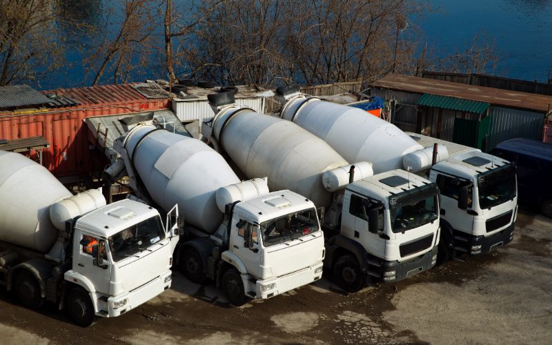 concrete-mixers-trucks-min