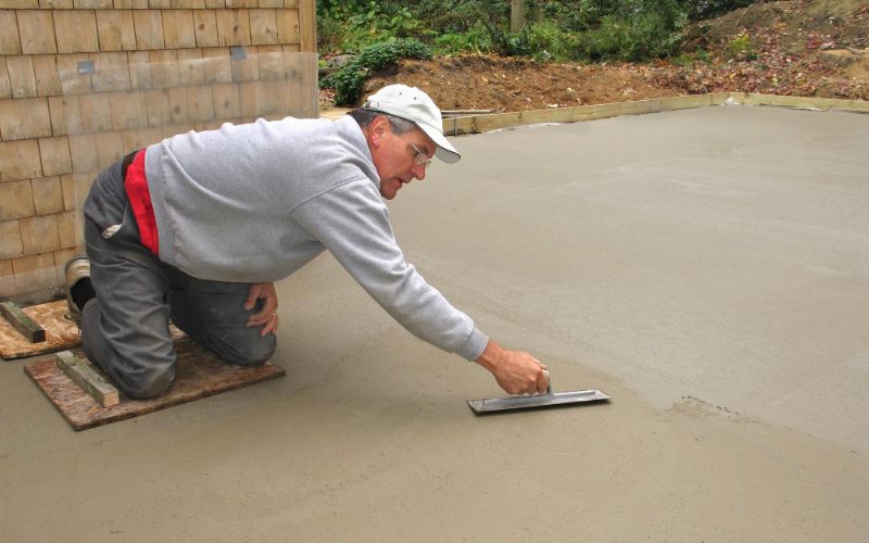 concrete-mixer-man-working-min