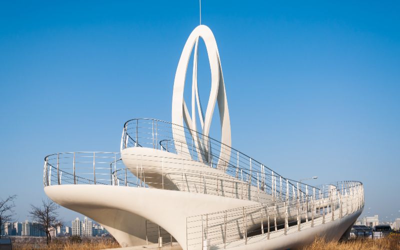 cement-mixers-yeouido-sculpture-min