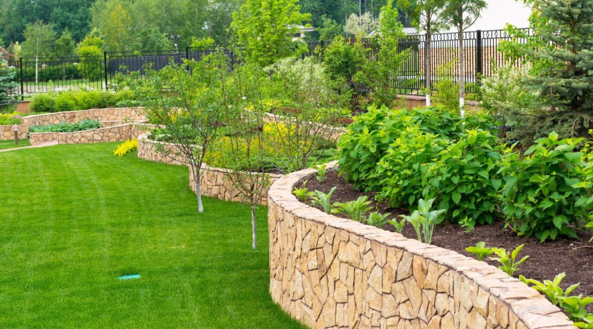 Brushcutters -natural-landscaping-in-home-garden