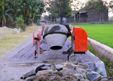 How Concrete Mixers Affect Concrete Strength & Structural Integrity