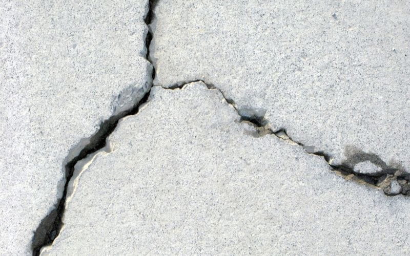 concrete-mixer-cracked-concrete