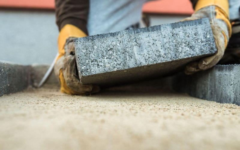 rammers-laying-bricks