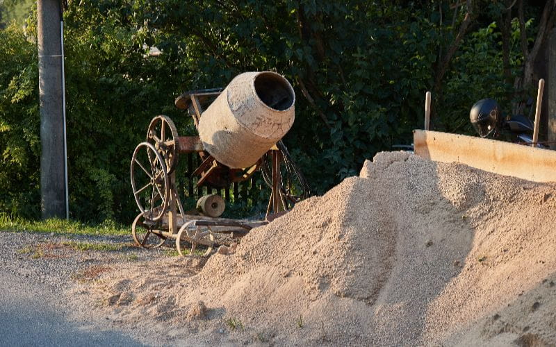 concrete-mixer-for-sale-construction-site
